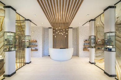 Immaculate, completely renovated MOVE IN READY 3 bedrooms with 3 on Addison Reserve in Florida - for sale on GolfHomes.com, golf home, golf lot