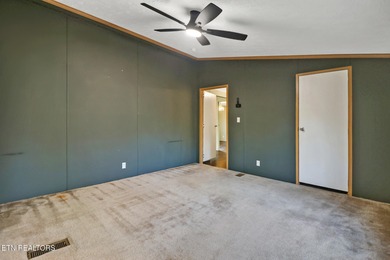 Well-kept and affordable 3 bedroom/ 2 bath manufactured home on on Stonehenge Golf Course in Tennessee - for sale on GolfHomes.com, golf home, golf lot