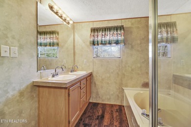 Well-kept and affordable 3 bedroom/ 2 bath manufactured home on on Stonehenge Golf Course in Tennessee - for sale on GolfHomes.com, golf home, golf lot