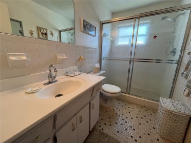 Come see this 1400 sq ft 2/Bed 2/Bath fully furnished condo in on On Top Of The World Golf Course in Florida - for sale on GolfHomes.com, golf home, golf lot