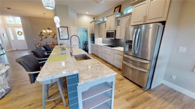 Move-In Ready Luxury in Seminole Lakes

Welcome to your on Seminole Lakes Country Club in Florida - for sale on GolfHomes.com, golf home, golf lot