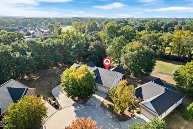 Welcome to 2518 Glenshire Circle. , a beautifully designed Condo on  in Ohio - for sale on GolfHomes.com, golf home, golf lot
