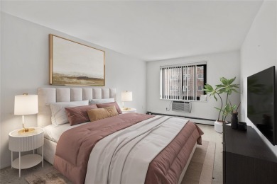 Commuter's Dream! 2 bedrooms, 2 bathrooms with terrace with on Scarsdale Golf Club in New York - for sale on GolfHomes.com, golf home, golf lot