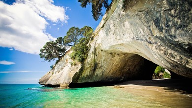 OWNER OCCUPIED PLEASE CALL LISTING AGENT FOR on Leisureville Community Association in Florida - for sale on GolfHomes.com, golf home, golf lot