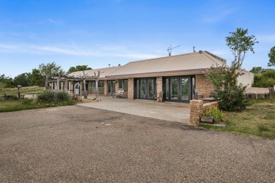 Peaceful retreat surrounded by trees and wildlife! Quaint 2 bed on Clarendon Country Club in Texas - for sale on GolfHomes.com, golf home, golf lot