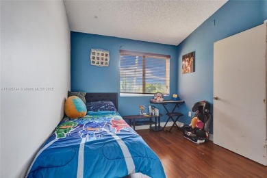 Charming Townhouse Style Condo in the Heart of Kendale Lakes! on Miccosukee Golf and Country Club in Florida - for sale on GolfHomes.com, golf home, golf lot