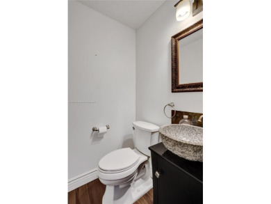 Charming Townhouse Style Condo in the Heart of Kendale Lakes! on Miccosukee Golf and Country Club in Florida - for sale on GolfHomes.com, golf home, golf lot