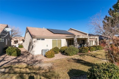 Adorable 2 bedroom townhome in desirable Green Valley in Sun on Desert Willow Golf Course in Nevada - for sale on GolfHomes.com, golf home, golf lot