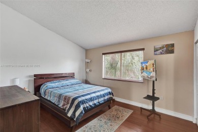 Charming Townhouse Style Condo in the Heart of Kendale Lakes! on Miccosukee Golf and Country Club in Florida - for sale on GolfHomes.com, golf home, golf lot