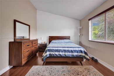 Charming Townhouse Style Condo in the Heart of Kendale Lakes! on Miccosukee Golf and Country Club in Florida - for sale on GolfHomes.com, golf home, golf lot
