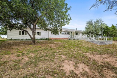 3 bedroom, 2 bath, 2-car garage home situated on nearly 3 acres on Clarendon Country Club in Texas - for sale on GolfHomes.com, golf home, golf lot
