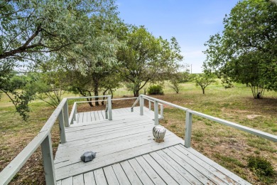3 bedroom, 2 bath, 2-car garage home situated on nearly 3 acres on Clarendon Country Club in Texas - for sale on GolfHomes.com, golf home, golf lot