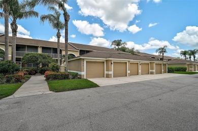 Exceptional Golf and Lake Views from This Renovated Heritage on Heritage Oaks Golf and Country Club in Florida - for sale on GolfHomes.com, golf home, golf lot