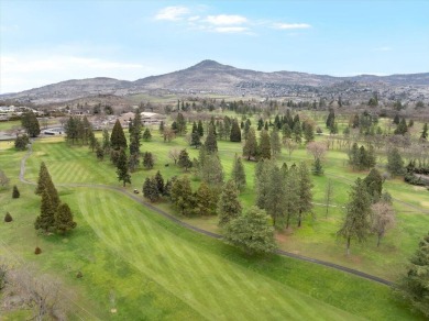 Welcome to this beautifully remodeled 4bd, 3.5 ba. single level on Rogue Valley Country Club in Oregon - for sale on GolfHomes.com, golf home, golf lot