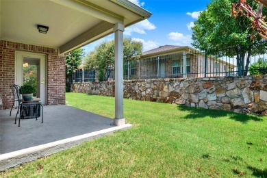 This one's a gem! Located in the popular 55+ Frisco Lakes on Frisco Lakes Golf Course in Texas - for sale on GolfHomes.com, golf home, golf lot