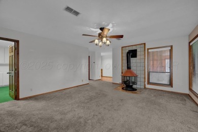 Welcome to this adorable home nestled in the Tascosa Country on Tascosa Country Club in Texas - for sale on GolfHomes.com, golf home, golf lot