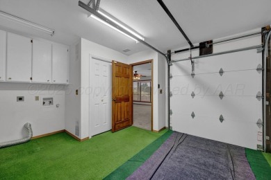 Welcome to this adorable home nestled in the Tascosa Country on Tascosa Country Club in Texas - for sale on GolfHomes.com, golf home, golf lot
