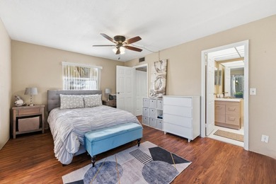 MOTIVATED SELLER!! Beautifully maintained ground-floor 1 bedroom on Kings Point Golf -Flanders Way in Florida - for sale on GolfHomes.com, golf home, golf lot