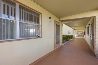 MOTIVATED SELLER!! Beautifully maintained ground-floor 1 bedroom on Kings Point Golf -Flanders Way in Florida - for sale on GolfHomes.com, golf home, golf lot