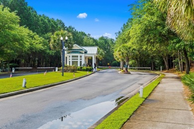 Relaxed Living in Shallow Creek Bay - Spacious 3BR Home with on TPC Myrtle Beach Golf Club in South Carolina - for sale on GolfHomes.com, golf home, golf lot