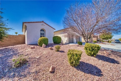 Are you looking for a larger home with 2 Primary suites?  Do you on Mountain Falls Golf Course in Nevada - for sale on GolfHomes.com, golf home, golf lot