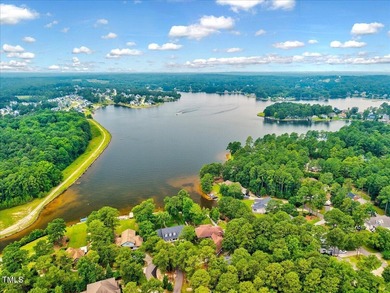 Beautiful 4 bedroom, 2.5 bathroom home located in the sought on Carolina Lakes Country Club in North Carolina - for sale on GolfHomes.com, golf home, golf lot