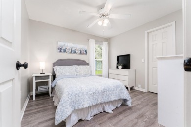 This beautiful 3 Bedroom, 2 Bath home with a seperate office, is on River Hills Country Club in Florida - for sale on GolfHomes.com, golf home, golf lot