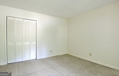 This is your opportunity to live in the heart of Peachtree City on Braelinn Golf Club in Georgia - for sale on GolfHomes.com, golf home, golf lot