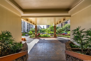 Are you looking for a beautifully maintained 1 bed, 1 bath, 1 on Pearl Country Club in Hawaii - for sale on GolfHomes.com, golf home, golf lot
