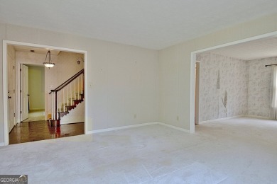 This is your opportunity to live in the heart of Peachtree City on Braelinn Golf Club in Georgia - for sale on GolfHomes.com, golf home, golf lot
