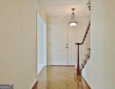 This is your opportunity to live in the heart of Peachtree City on Braelinn Golf Club in Georgia - for sale on GolfHomes.com, golf home, golf lot
