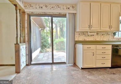 This is your opportunity to live in the heart of Peachtree City on Braelinn Golf Club in Georgia - for sale on GolfHomes.com, golf home, golf lot