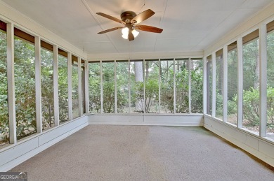 This is your opportunity to live in the heart of Peachtree City on Braelinn Golf Club in Georgia - for sale on GolfHomes.com, golf home, golf lot