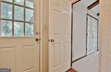 This is your opportunity to live in the heart of Peachtree City on Braelinn Golf Club in Georgia - for sale on GolfHomes.com, golf home, golf lot