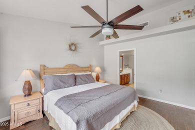 Beautiful Townhome in Sought-After Apache Wells II! Welcome to on Apache Wells Country Club in Arizona - for sale on GolfHomes.com, golf home, golf lot