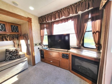 MLS 285800 Enjoy the ultimate recreational retreat at Lot #19 in on Potholes Golf Course in Washington - for sale on GolfHomes.com, golf home, golf lot