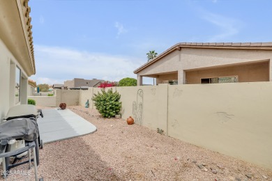 Beautiful Townhome in Sought-After Apache Wells II! Welcome to on Apache Wells Country Club in Arizona - for sale on GolfHomes.com, golf home, golf lot