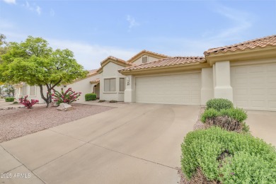 Beautiful Townhome in Sought-After Apache Wells II! Welcome to on Apache Wells Country Club in Arizona - for sale on GolfHomes.com, golf home, golf lot