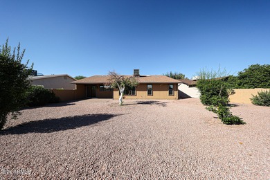Welcome to this beautiful newly updated home that blends comfort on Cottonwood Country Club in Arizona - for sale on GolfHomes.com, golf home, golf lot