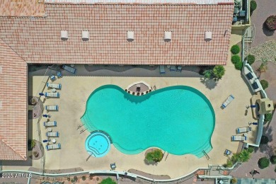 Beautiful Townhome in Sought-After Apache Wells II! Welcome to on Apache Wells Country Club in Arizona - for sale on GolfHomes.com, golf home, golf lot