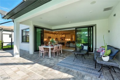 Discover Your Private Oasis in Plantation Somerset Welcome to on The Plantation Golf and Country Club in Florida - for sale on GolfHomes.com, golf home, golf lot