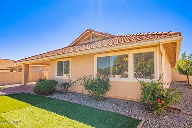 Charming 2BR + Den Winterhaven Home in 55+ Community


 on Pueblo Del Sol Country Club in Arizona - for sale on GolfHomes.com, golf home, golf lot