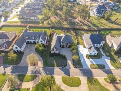 NEW PAINT THROUGHOUT !!!! This stunning 4-bedroom, 4-bathroom on Southern Trace Country Club in Louisiana - for sale on GolfHomes.com, golf home, golf lot