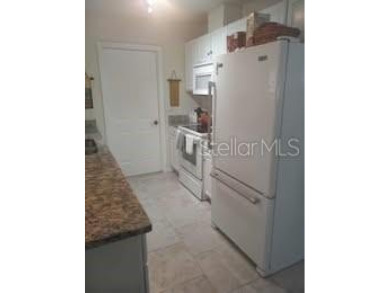 Updated and lovely home in a centrally located 55+ golf on River Isles Golf Club in Florida - for sale on GolfHomes.com, golf home, golf lot