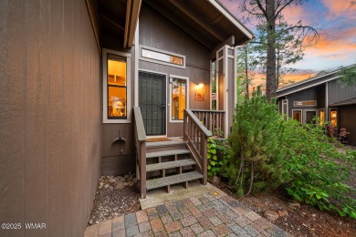 Gorgeous Turn-Key Townhome in Pinetop Lakes Country Club

 on Pinetop Lakes Golf and Country Club in Arizona - for sale on GolfHomes.com, golf home, golf lot