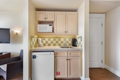 Perched on the 6th floor, this versatile condo features 2 on Sandestin Golf and Beach Resort - Raven in Florida - for sale on GolfHomes.com, golf home, golf lot
