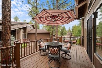 Gorgeous Turn-Key Townhome in Pinetop Lakes Country Club

 on Pinetop Lakes Golf and Country Club in Arizona - for sale on GolfHomes.com, golf home, golf lot
