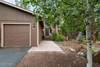 Gorgeous Turn-Key Townhome in Pinetop Lakes Country Club

 on Pinetop Lakes Golf and Country Club in Arizona - for sale on GolfHomes.com, golf home, golf lot