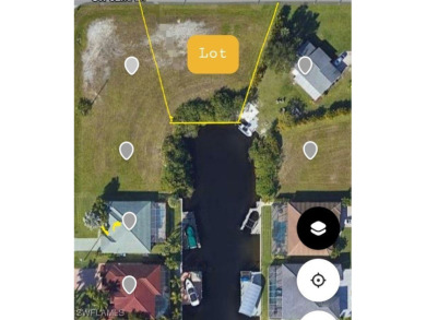 BEAUTIFUL OVERSIZED 0.31 ACRE  SOUTHERN EXPOSURE WATERFRONT LOT on Royal Tee Country Club in Florida - for sale on GolfHomes.com, golf home, golf lot