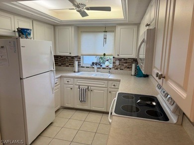 SUPER value and SUPER convenient! This first-floor 2-bedroom on The Landings Yacht, Golf and Tennis Club in Florida - for sale on GolfHomes.com, golf home, golf lot